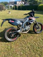 Derbi Senda Xtreme 50cc perfecte staat, Fietsen en Brommers, Brommers | Derbi, Ophalen, Zo goed als nieuw