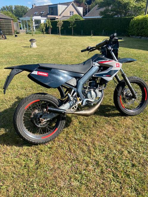 Derbi Senda Xtreme 50cc perfecte staat, Fietsen en Brommers, Brommers | Derbi, Zo goed als nieuw, Ophalen