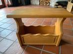 Houten krantenbak, Huis en Inrichting, Woonaccessoires | Krantenbakken en Lectuurbakken, Ophalen, Gebruikt