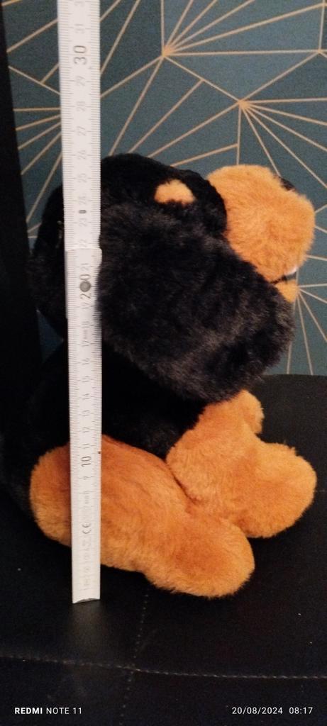 Peluche d un chien, Verzamelen, Beren en Cherished Teddies, Zo goed als nieuw, Ophalen
