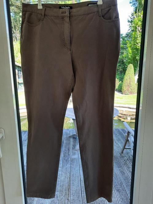 Mooie broek BETTY BARCLAY - 42, Kleding | Dames, Broeken en Pantalons, Zo goed als nieuw, Maat 42/44 (L), Overige kleuren, Lang