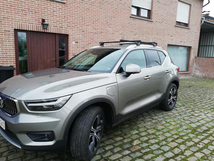 Thule Volvo XC 40 dakdrager 2dehands met nieuwe Thule Kit, Auto diversen, Dakdragers, Zo goed als nieuw, Ophalen of Verzenden