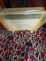 Radiator op poten 1000/2000 watt met thermostaat, Doe-het-zelf en Bouw, Verwarming en Radiatoren, Ophalen, Radiator