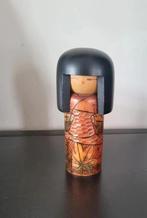 Sousaku Kokeshi "Autumn Leaves" van Kisaku, Verzenden