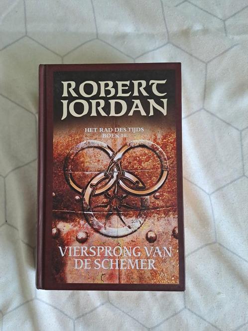 Het Rad des Tijds 10 - Viersprong van de Schemer, Boeken, Fantasy, Zo goed als nieuw, Ophalen of Verzenden
