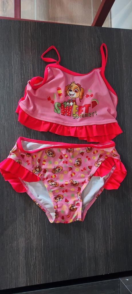 bikini's en badpakjes 104, 116, 122,  128, Kinderen en Baby's, Kinderkleding | Kinder-zwemkleding, Gebruikt, Badpak, Maat 116