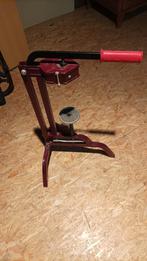 Bouchonneuse, Enlèvement, Comme neuf