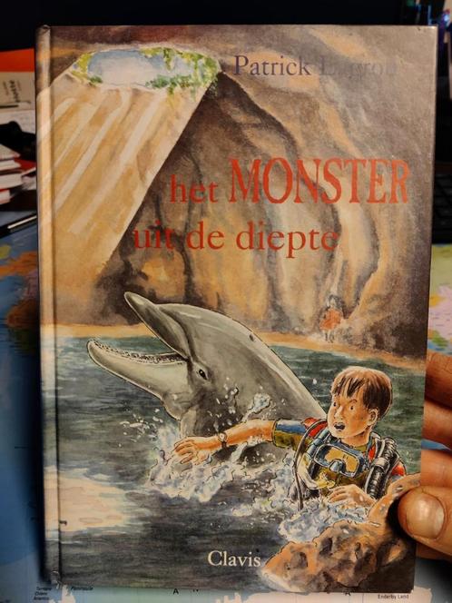 Boek-Het Monster uit de Diepte (gesigneerd - P. Lagrou), Boeken, Kinderboeken | Jeugd | 13 jaar en ouder, Zo goed als nieuw, Fictie