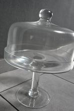 Stolp voor taart en koek, Ophalen