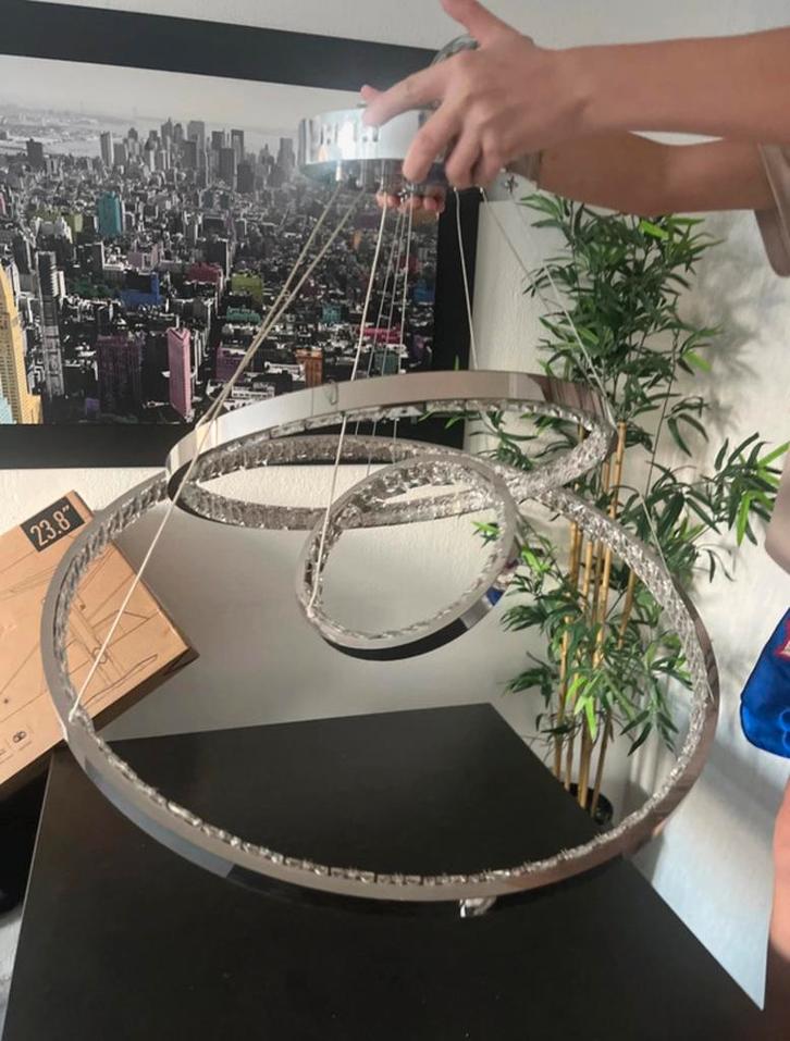 Lustre led, Maison & Meubles, Accessoires pour la Maison | Couronnes, Comme neuf, Enlèvement ou Envoi