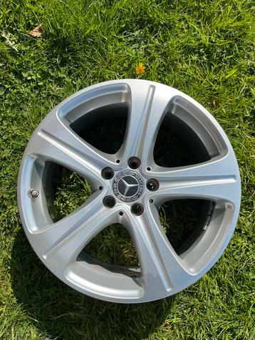 Mercedes velgen orginele 18” beschikbaar voor biedingen