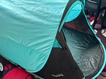 TENTE INSTANTANÉE POP UP 3 PERSONNES beschikbaar voor biedingen
