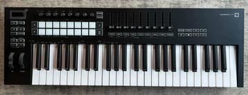 Novation Launchkey 49 mkIII MIDI klavier in heel goede staat disponible aux enchères