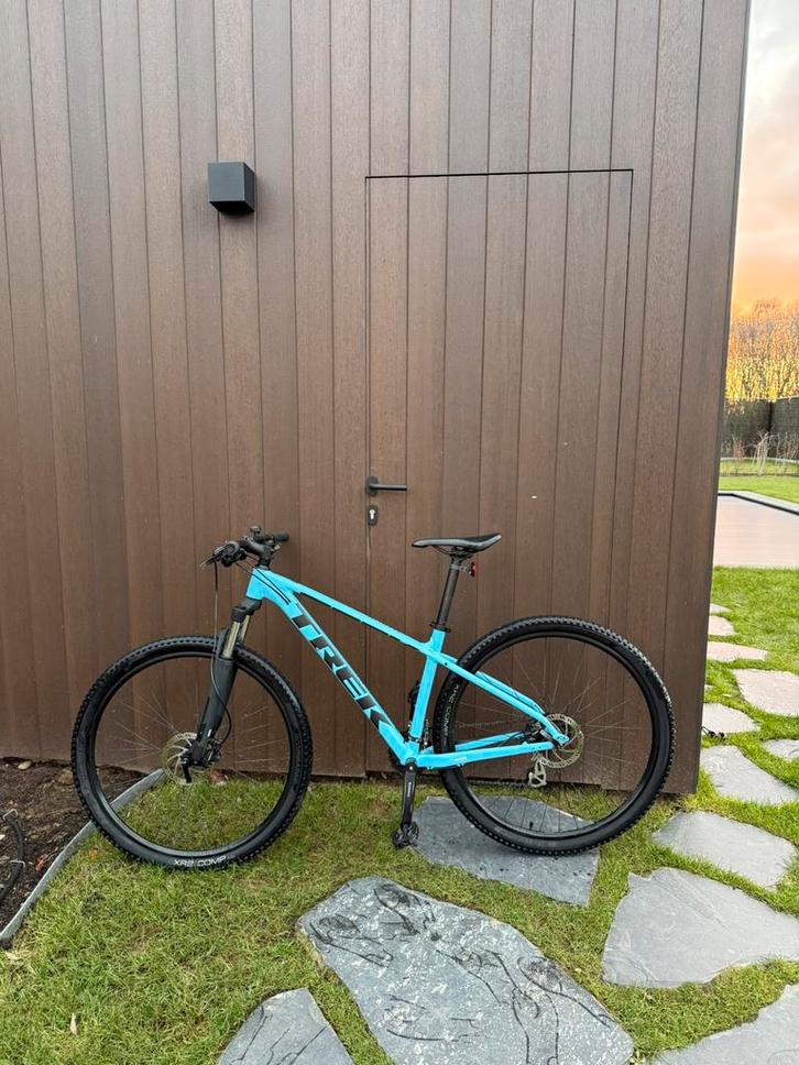 Trek Marlin 5 fiets in gebruikte staat, Fietsen en Brommers, Fietsen | Crossfietsen en BMX, Gebruikt, 24 inch of meer, Ophalen