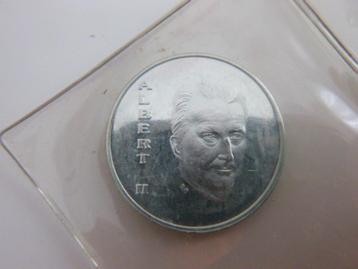 2 X Belgische munten 250F beschikbaar voor biedingen