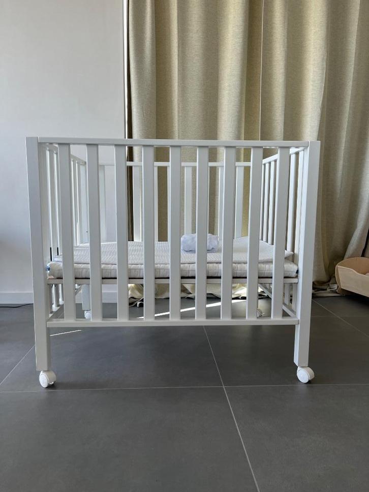 Park / box, Kinderen en Baby's, Babyparken, Zo goed als nieuw, Rechthoekig, In hoogte verstelbaar, Wieltjes, Ophalen