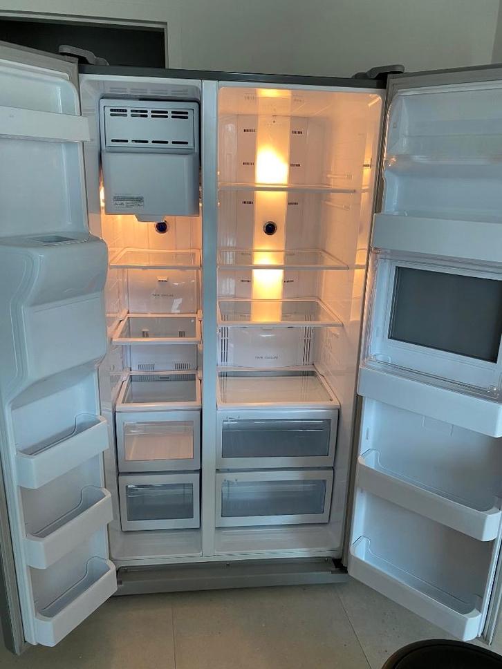 Amerikaanse Koelkast - Samsung - Zie omschrijving, Elektronische apparatuur, Koelkasten en IJskasten, Gebruikt, Met vriesvak, 200 liter of meer