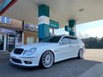 Mercedes E55 AMG Lichte vracht, Auto's, Automaat, Wit, 5500 cc, Zwart