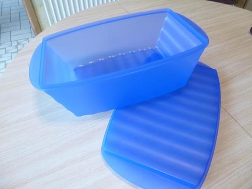 Boite a pain tupperware, Huis en Inrichting, Keuken | Tupperware, Zo goed als nieuw, Bus of Trommel, Blauw, Ophalen of Verzenden
