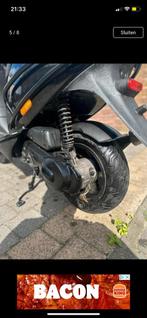 Zip 70cc, Fietsen en Brommers, Scooters | Piaggio, Ophalen, Klasse A (25 km/u), Zo goed als nieuw, Benzine