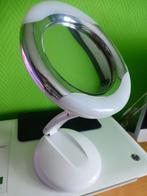 Miroir grossissant lumineux sur pied pliable, Enlèvement ou Envoi, Neuf, Tout le visage