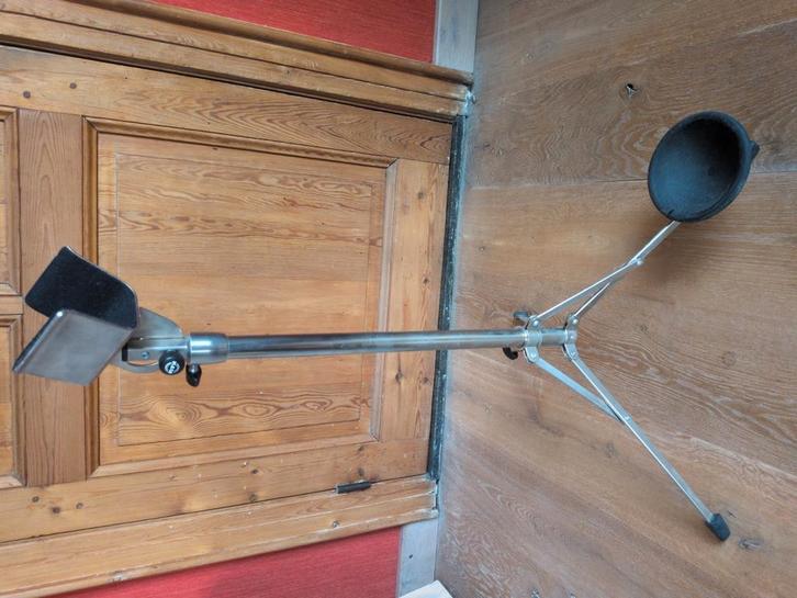 Stand K&M pour basson, clarinette basse/alto, Musique & Instruments, Pieds, Comme neuf, Clarinette, Enlèvement