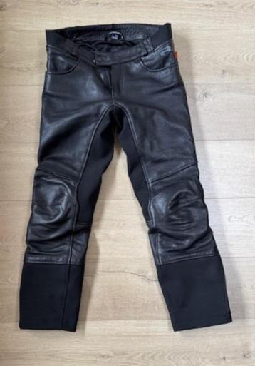 motorbroek beschikbaar voor biedingen