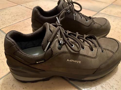 Lowa wandelschoenen heren maat 44 NIEUW, Vêtements | Hommes, Chaussures, Neuf, Chaussures de marche, Brun, Enlèvement ou Envoi