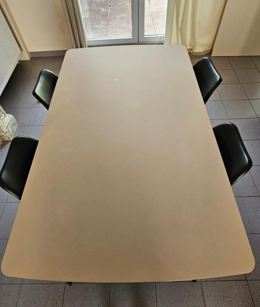 Table à manger & 4 chaises design noir - Métal/stratifié, Maison & Meubles, Tables | Tables à manger, Comme neuf, Rectangulaire