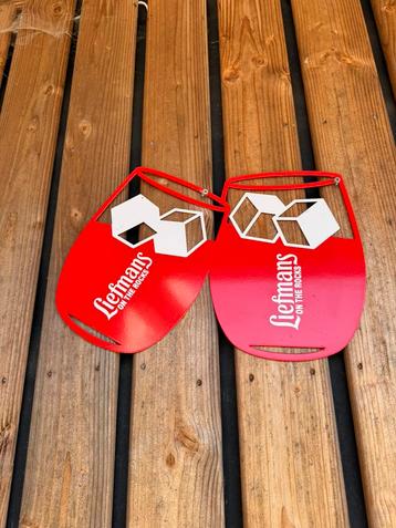 Bord liefmans beschikbaar voor biedingen