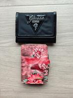 Damesportemonnees Guess en Qian Xi Lu, Ophalen, Zo goed als nieuw, Guess