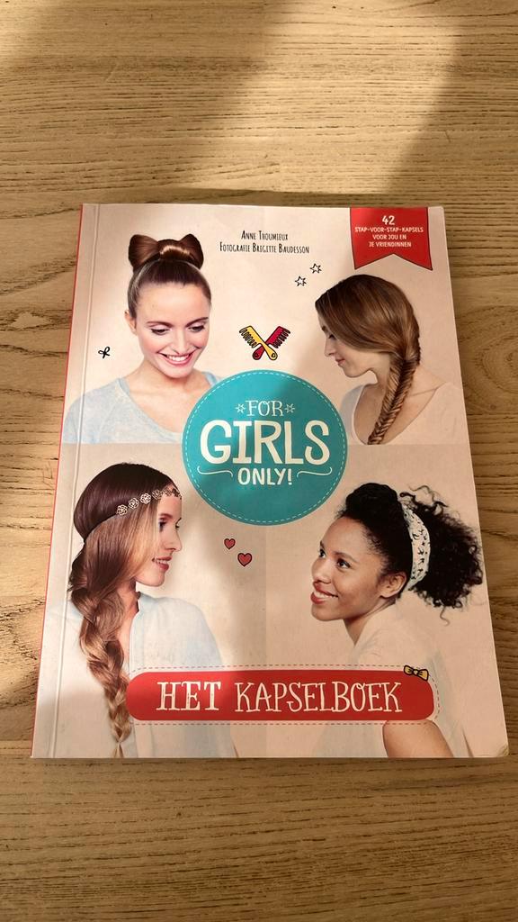 Anne Thoumieux - Het kapselboek, Boeken, Kinderboeken | Jeugd | onder 10 jaar, Ophalen
