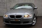 BMW 320i A/coupé/Xenon/Leder/Zetelv..., Auto's, BMW, Te koop, Zilver of Grijs, Benzine, Coupé