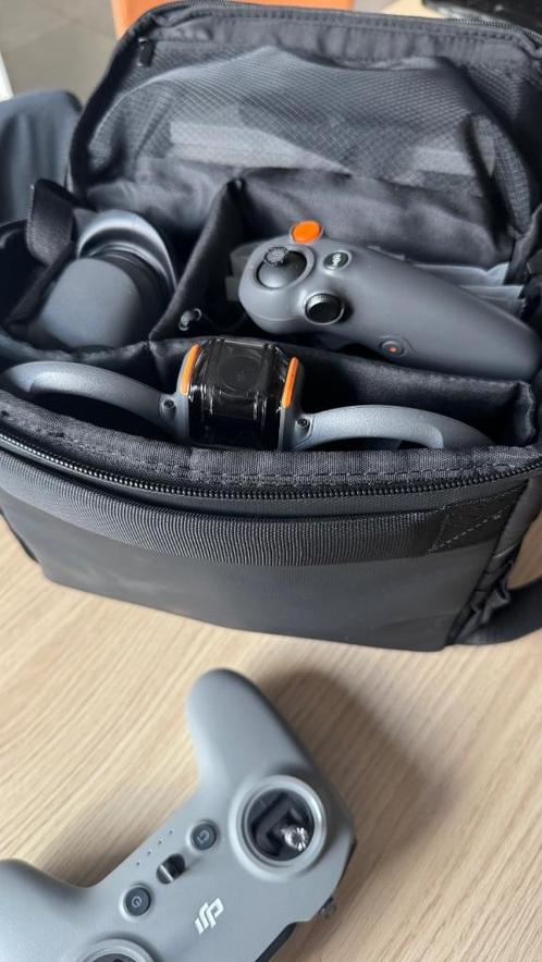 DJI Avata 2 Fly more +, Audio, Tv en Foto, Drones, Zo goed als nieuw, Drone met camera, Ophalen of Verzenden