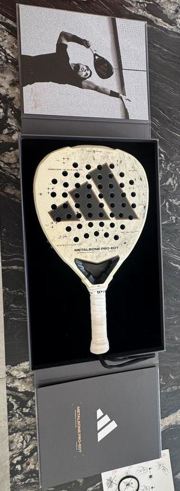 Adidas METALBONE PRO-EDT beschikbaar voor biedingen