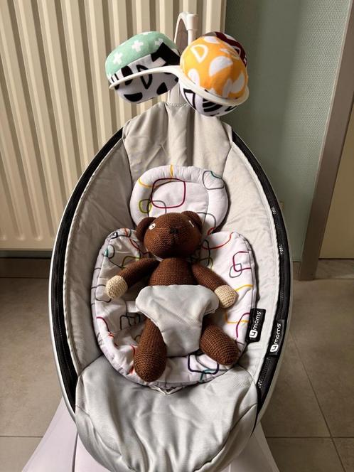 4Moms Mamaroo 4, Kinderen en Baby's, Wipstoeltjes, Zo goed als nieuw, Schommelstoel, Overige merken, Met gordel(s) of riempje(s)