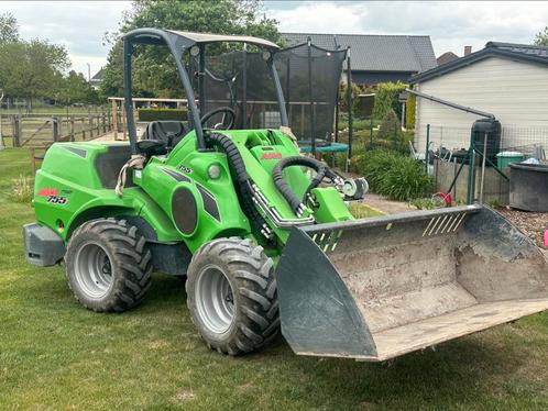 Avant 755i  240 u, Zakelijke goederen, Machines en Bouw | Kranen en Graafmachines, Ophalen