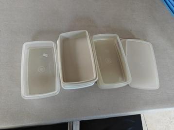 Set Tupperware 6 Bewaardozen met deksels. beschikbaar voor biedingen