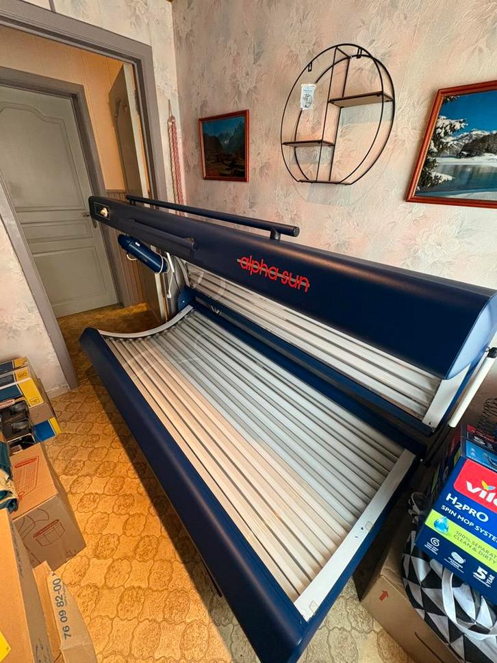 Zonnebank + gezichtsbruiner en ventilator, Elektronische apparatuur, Zonnebanken en Gezichtsbruiners, Zo goed als nieuw, Overige modellen