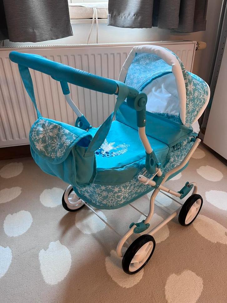 Poussette pour poupon La Reine des Neiges, Enfants & Bébés, Jouets | Maisons de poupées, Neuf, Accessoires, Enlèvement