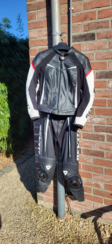 Combinaison moto revit en cuir  femme small, Motos, Enlèvement, Combinaison