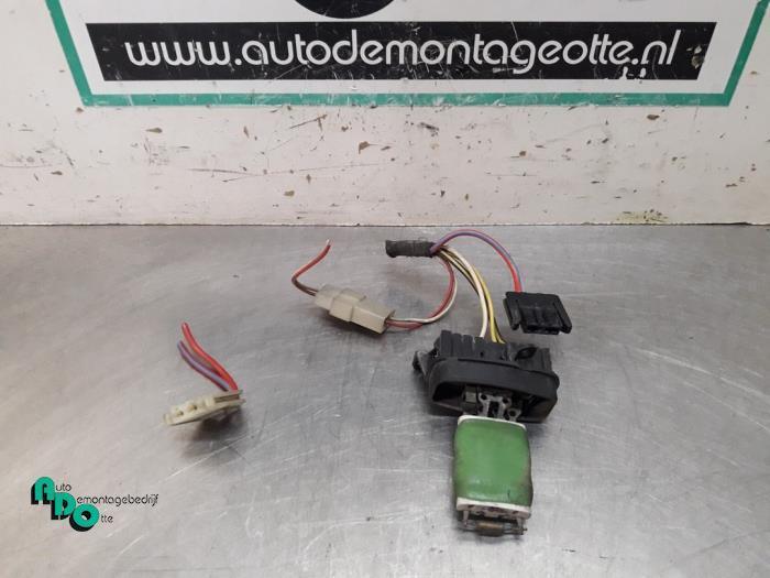 Résistance chauffage d'un Mercedes Sprinter (Sprinter 95-), Autos : Pièces & Accessoires, Climatisation & Chauffage, Mercedes-Benz