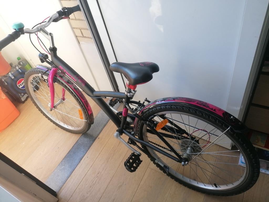 BXL Vélo B-TWIN 24" pour fille 8-12 ans, Vélos & Vélomoteurs, Vélos | Vélos pour enfant, Enlèvement