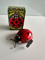 Coccinelle en étain 1960, Enlèvement ou Envoi