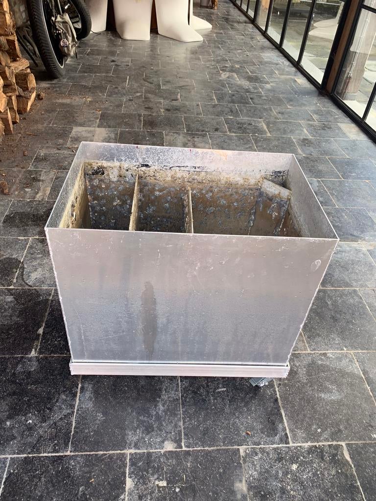 Opvangbak, Hobby en Vrije tijd, Pottenbakken, Ophalen, Zo goed als nieuw