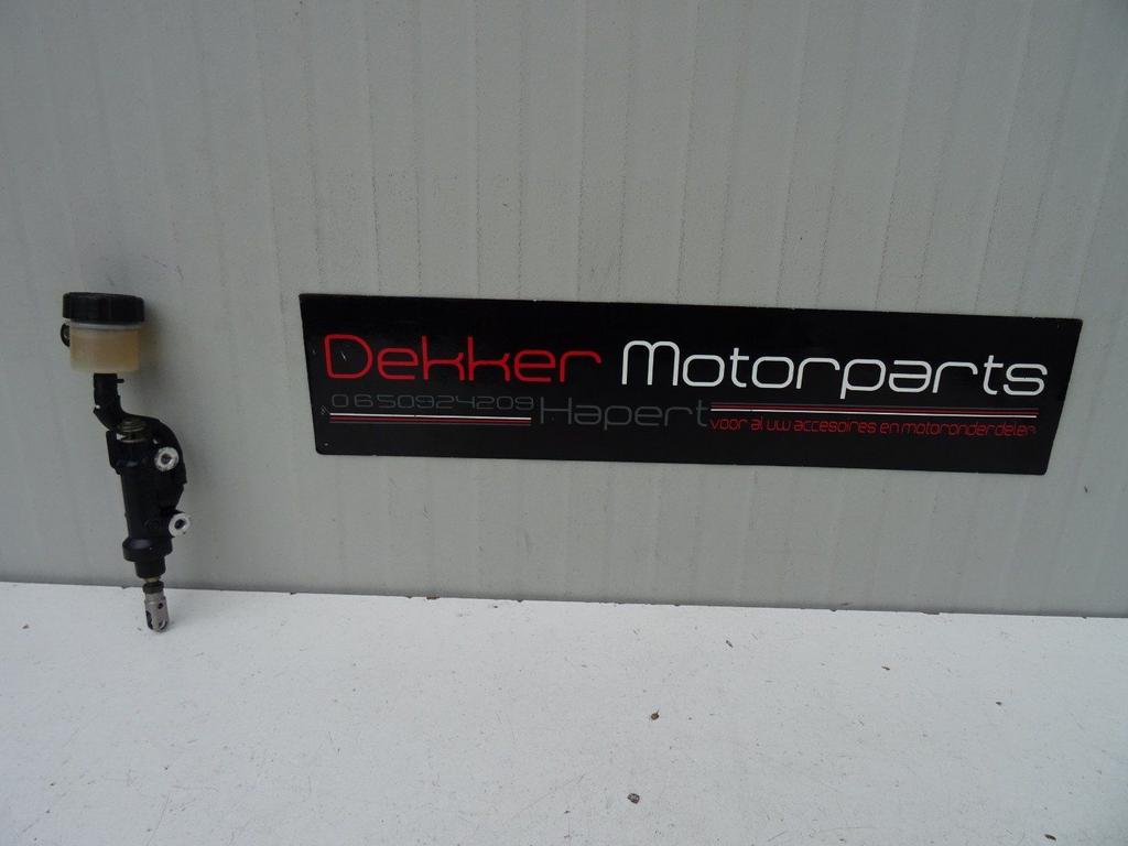 Brembo Achter rempomp + Potje Yamaha YZF R1 2007-2008 RN19, Ophalen of Verzenden, -, -, -