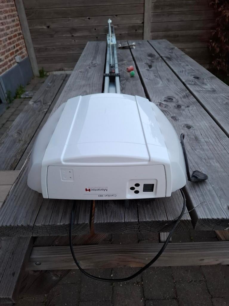 Motor garagepoort, Ophalen, Zo goed als nieuw, Overige typen