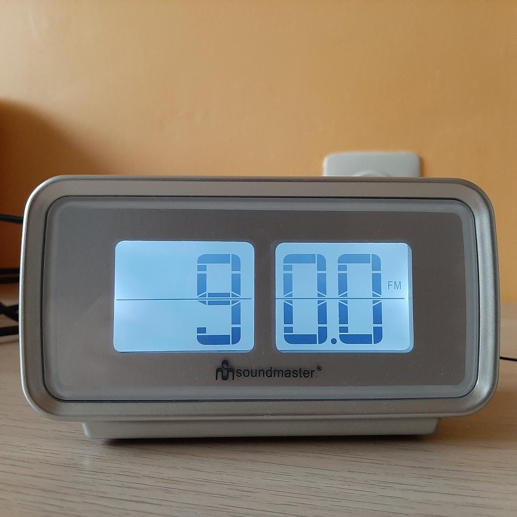 Soundmaster Retro Wekkerradio, Verzenden, Zo goed als nieuw, Digitaal