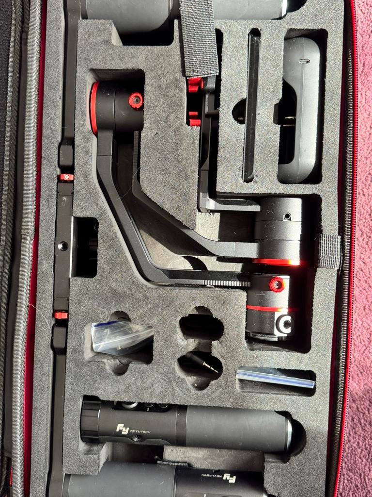 Feiyutech stabilisateur a 2000, Enlèvement ou Envoi, Comme neuf