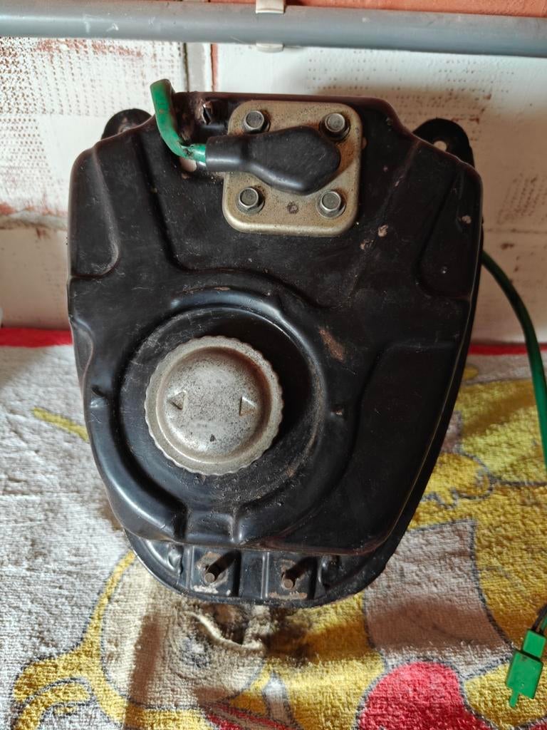 benzinetank booster oud model, Ophalen